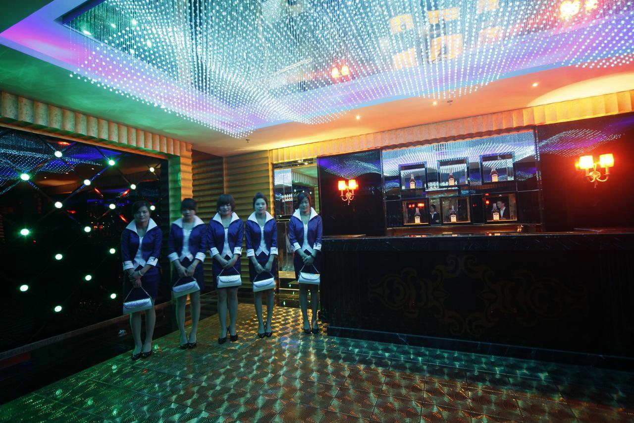 Foshan Royal Prince Hotel Шуньдэ Экстерьер фото