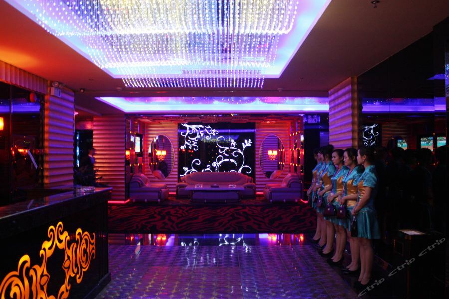 Foshan Royal Prince Hotel Шуньдэ Экстерьер фото