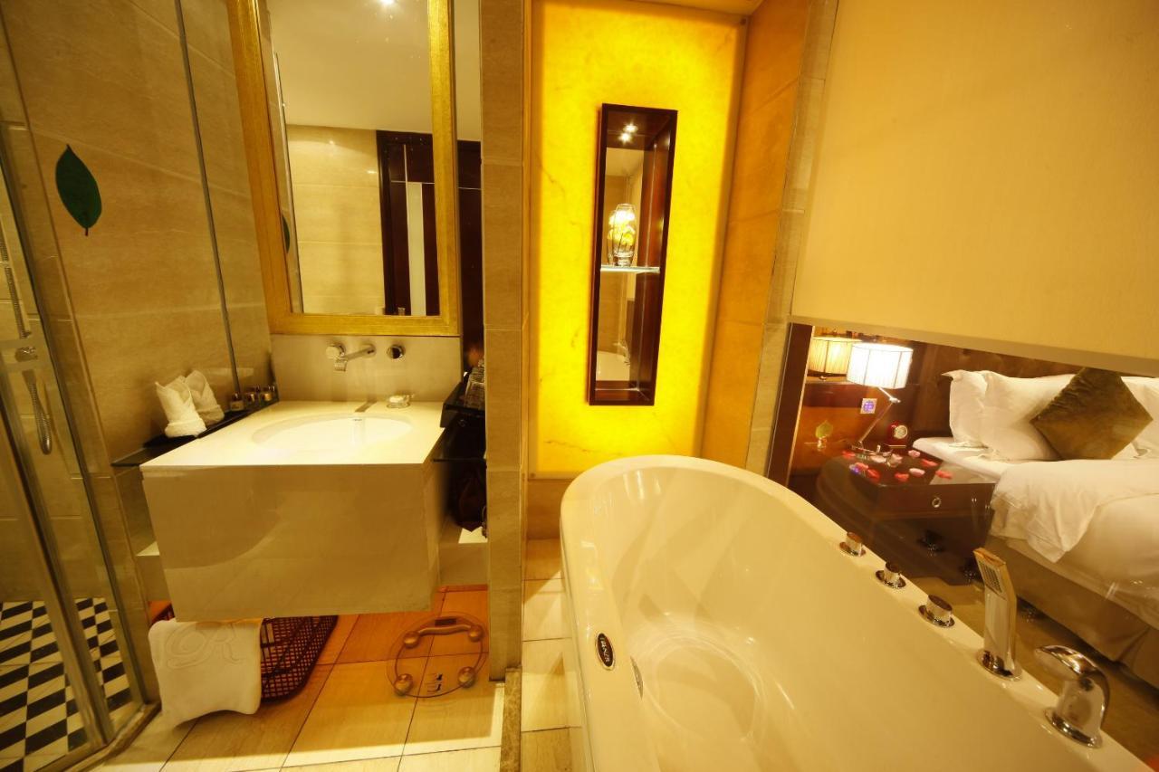 Foshan Royal Prince Hotel Шуньдэ Экстерьер фото