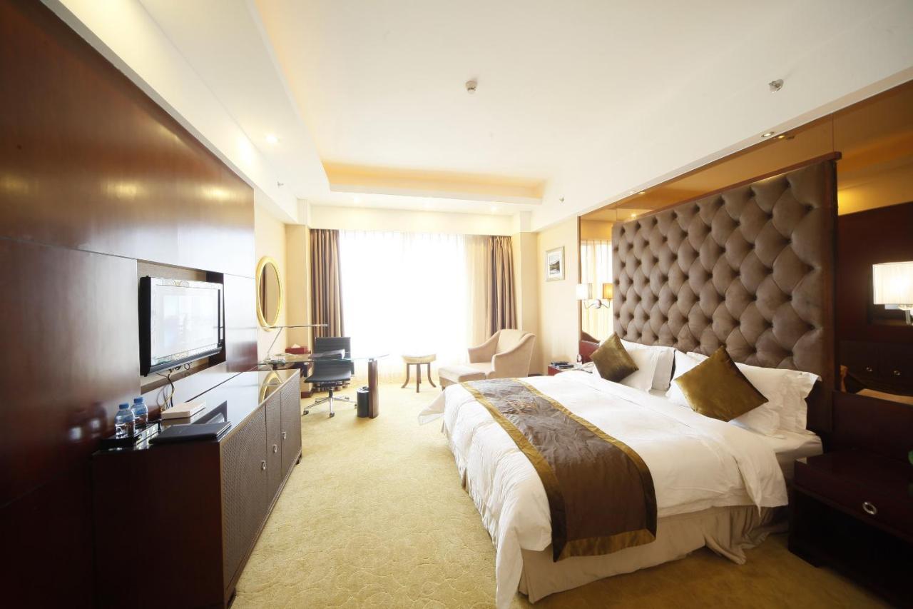 Foshan Royal Prince Hotel Шуньдэ Экстерьер фото