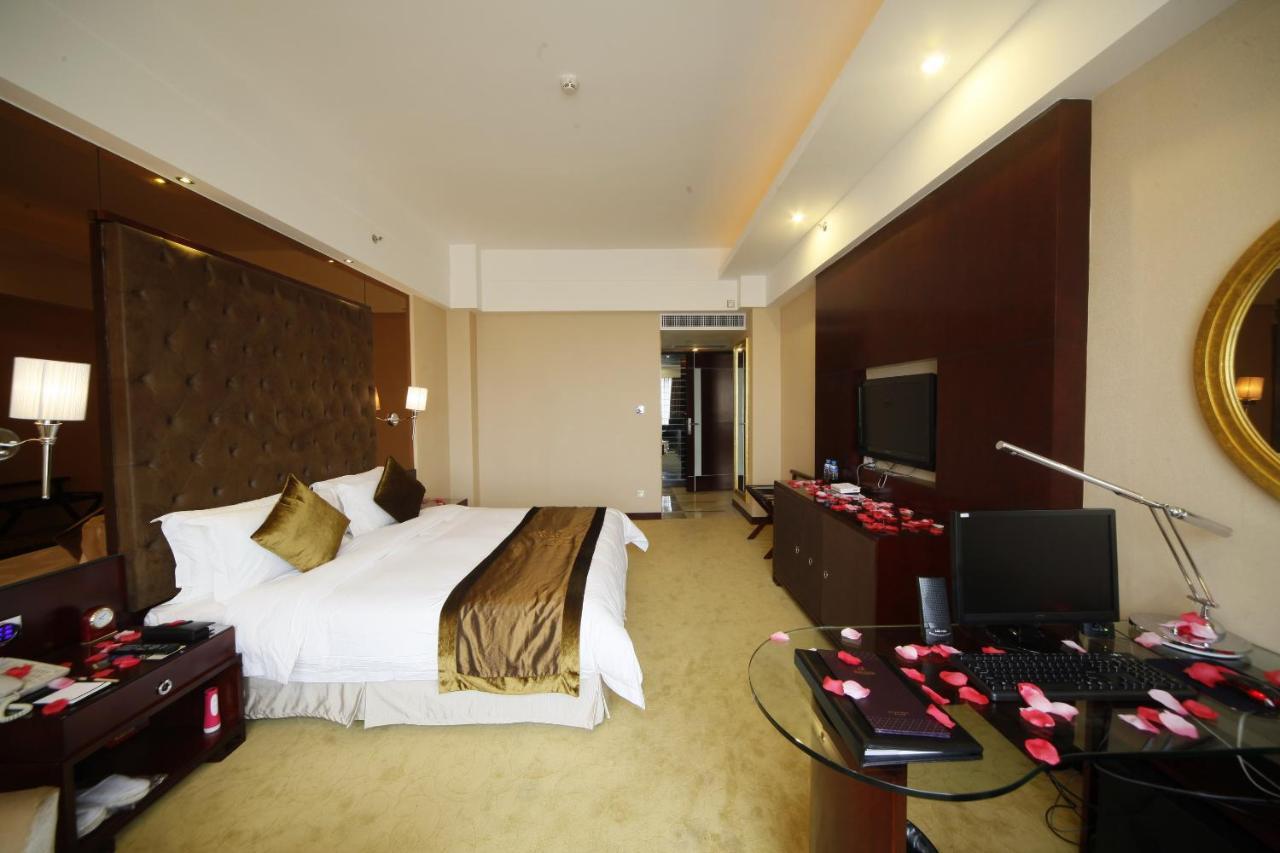 Foshan Royal Prince Hotel Шуньдэ Экстерьер фото