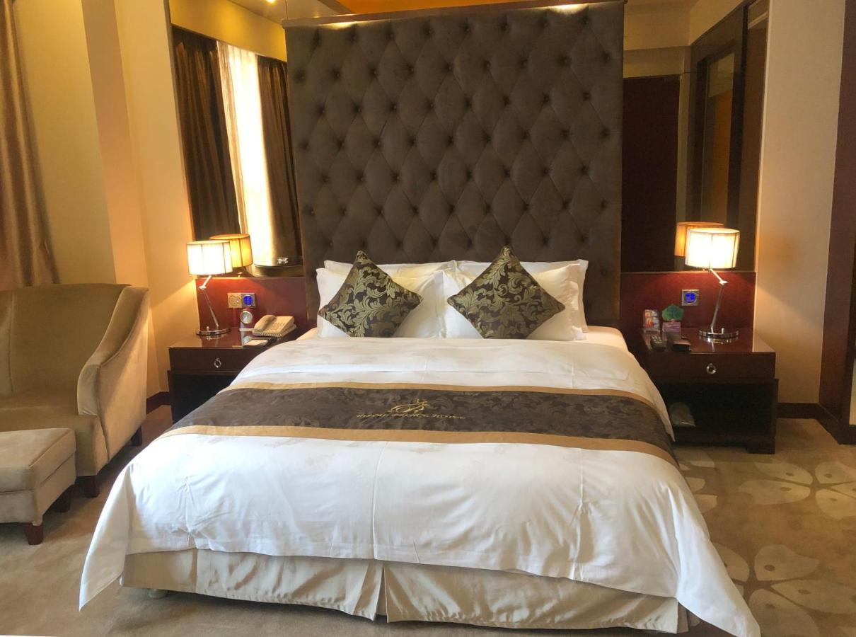Foshan Royal Prince Hotel Шуньдэ Экстерьер фото